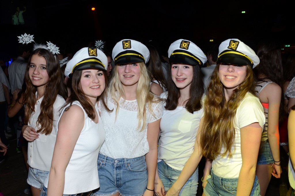 ../Images/Jeugddisco White Edition 311.jpg